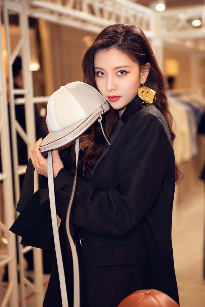 宋妍霏