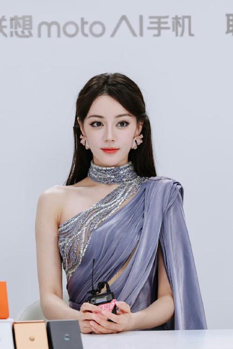 迪丽热巴
